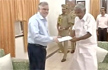 Kerala: Oommen Chandy quits as CM; CPI(M) MLAs to elect new leader today